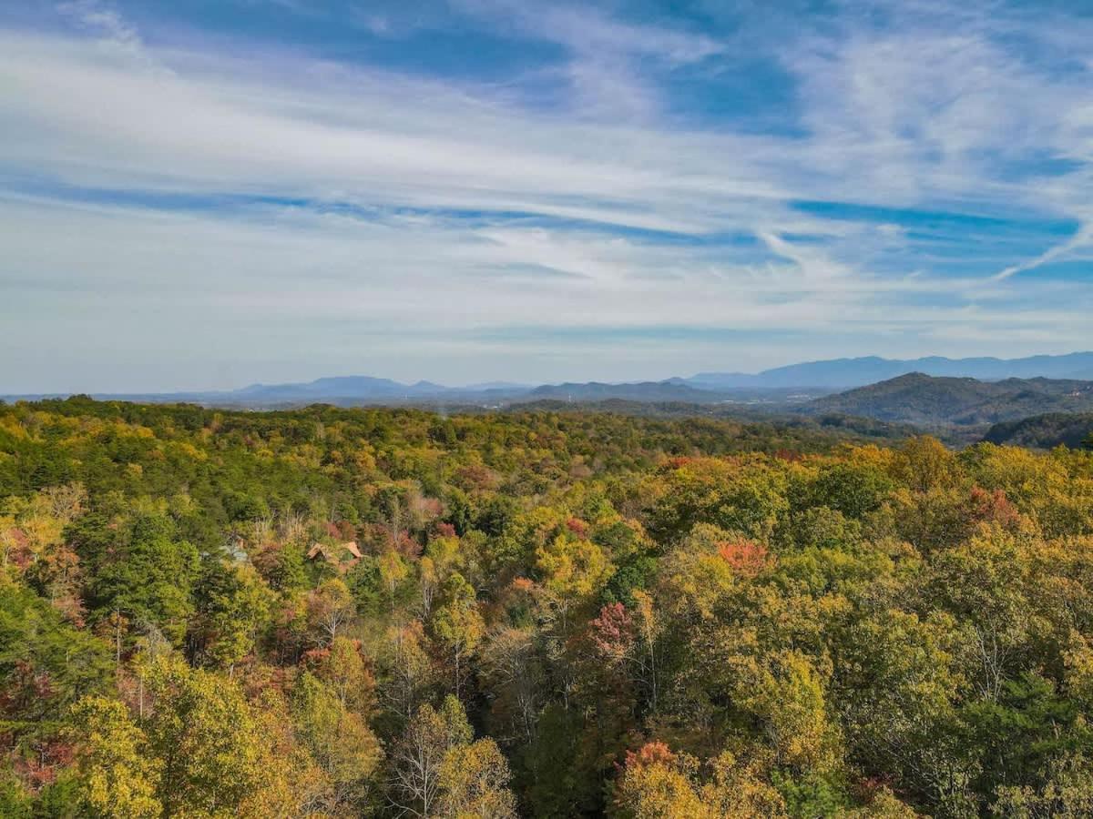View! Cozy, Private, Fireplace, Hot Tub Log Cabin, Honeymoon! Sevierville Ngoại thất bức ảnh