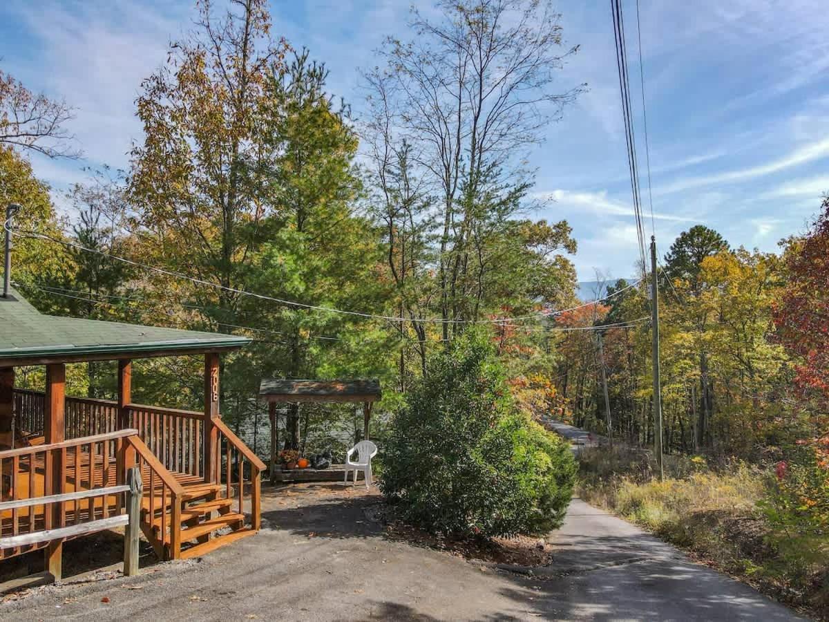 View! Cozy, Private, Fireplace, Hot Tub Log Cabin, Honeymoon! Sevierville Ngoại thất bức ảnh